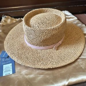 Universal Threads Hat